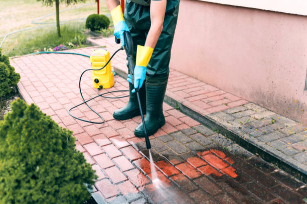 Why Choose Our Certified Pressure Washing Experts for Your Project Needs in Washington Park, IL?